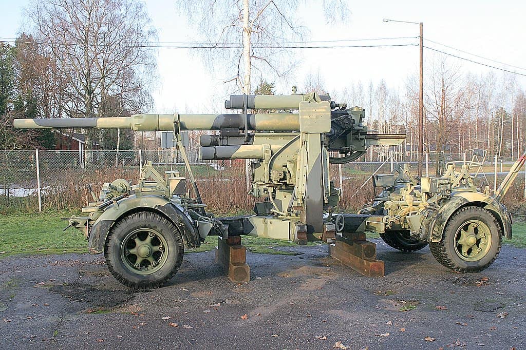 A German 88 mm anti-aircraft cannon (of year) 37 in the anti-aircraft museum of Finland in Hyrylä of Tuusula. 90 cannons were received and used by the Finnish army.