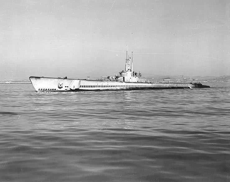 Removed caption read: Photo # NH 98043 USS Balao off the Mare Island Navy Yard, 25 October 1944