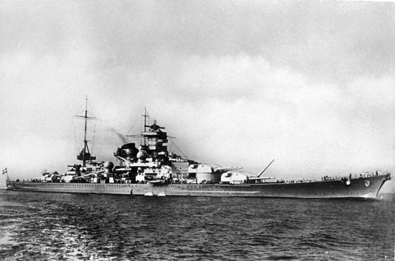 For documentary purposes the German Federal Archive often retained the original image captions, which may be erroneous, biased, obsolete or politically extreme. Schlachtschiff "Scharnhorst" Schlachtschiff "Scharnhorst"