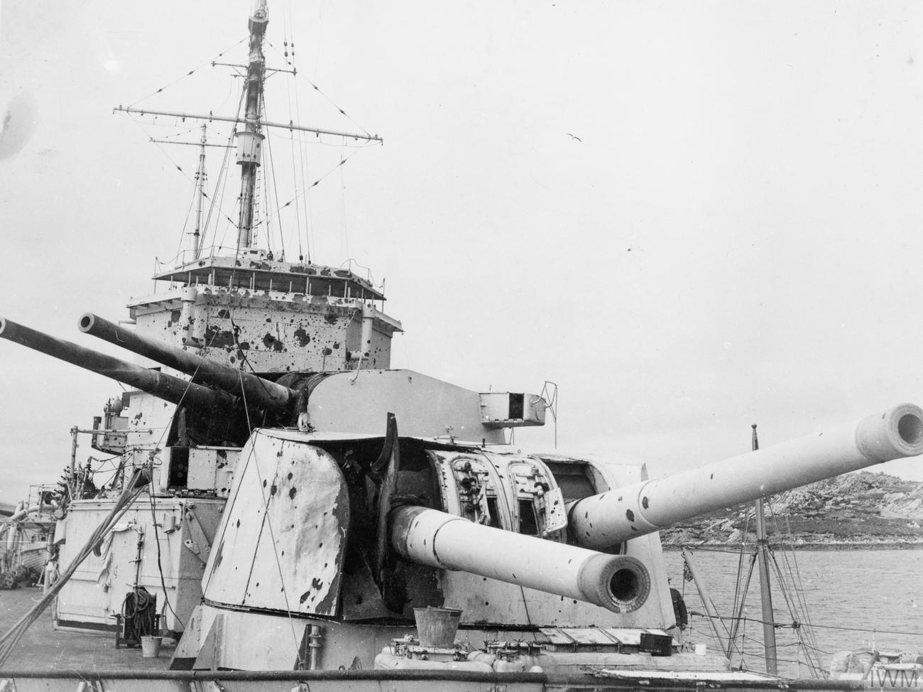 Damage received by HMS Exeter during the Battle of the River Plate, 13 December 1939