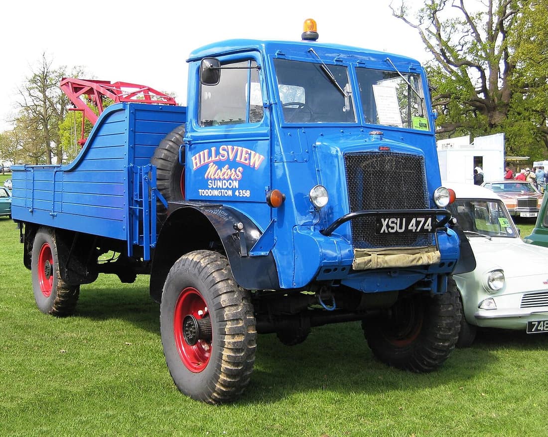 Bedford QL based breakdown truck at a classic car (and truck...) show in Bedfordshire