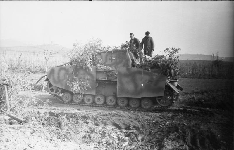 Sturmpanzer IV (Brummbar)