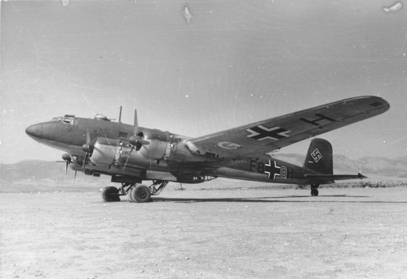 Information added by Wikimedia users. Focke-Wulf Fw 200 C-3 (mit 4x Bramo 323R 9-Zylinder-Sternmotoren), mit dem Kennzeichen F8 + GH (weisses G) der 1. Staffel des Kampfgeschwaders 40 (1./KG 40) zugehörig. Die "C-3" lief