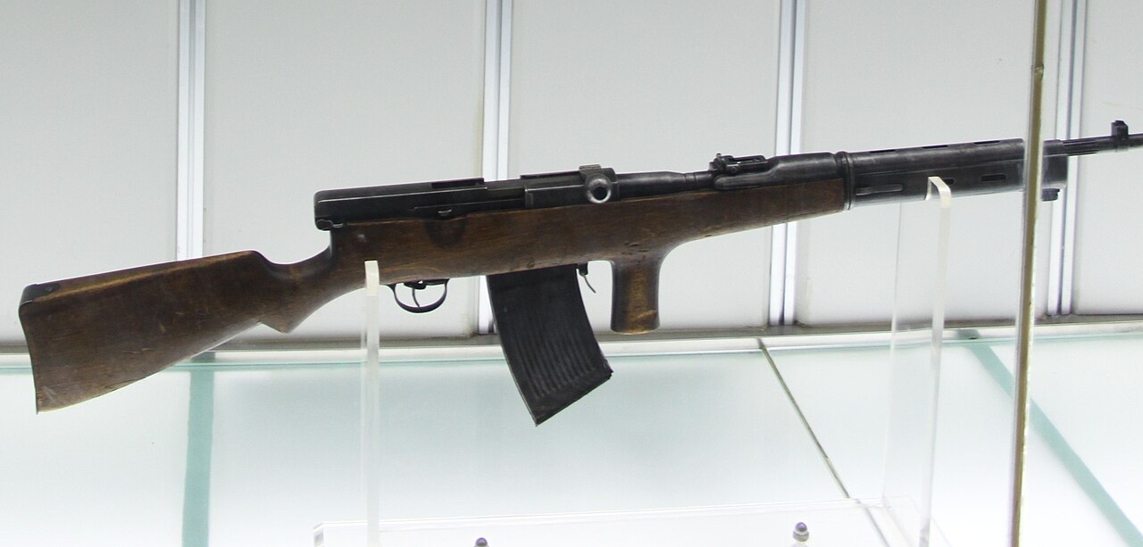 Military Museum: Modern Weapons, Small Arms Gallery. Complete indexed photo collection at WorldHistoryPics.com.