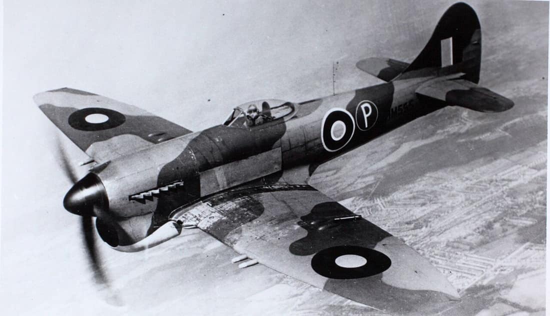 Image from the Charles Daniels Photo Collection album "British Aircraft." SOURCE INSTITUTION: San Diego Air and Space Museum Archive