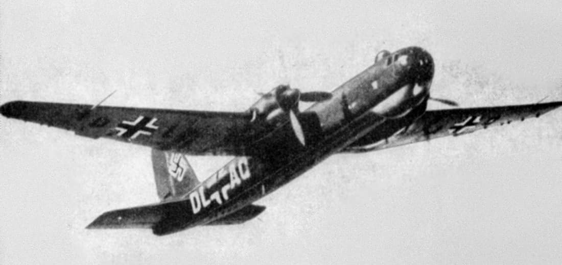 The second German pre-production Heinkel He 177A-02 Greif (DL+AQ) in flight.
