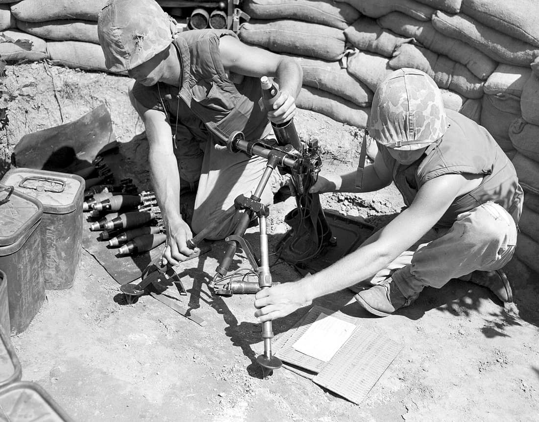 M2 mortar (60mm)