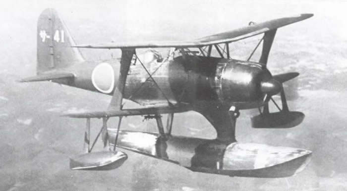 Mitsubishi F1M "Pete" (零式水上観測機)