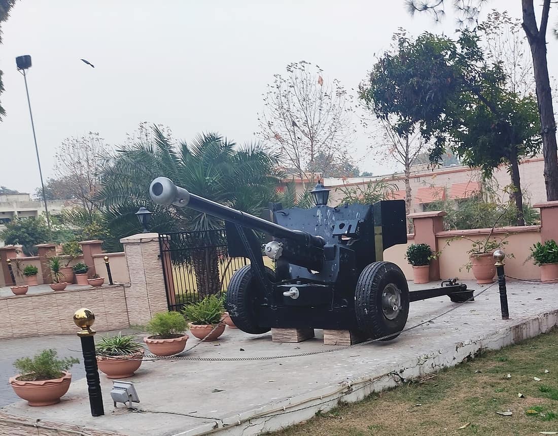 Decommissioned Pakistan Army QF-6 Pounder on public Display