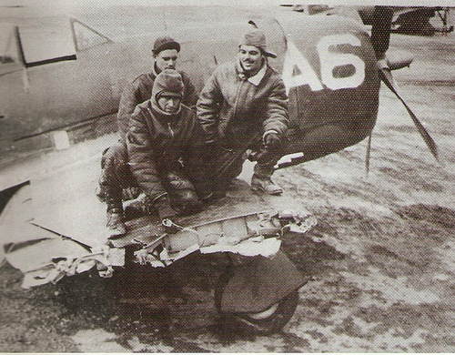 P-47 A6 (Red Squadron), piloted by officer candidate Raymundo Canary, landed in Pisa after mission 184 in which he collided with a chimney losing 1.28 m from the right wing.