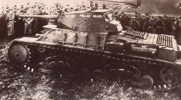 Italian heavy tank P26/40