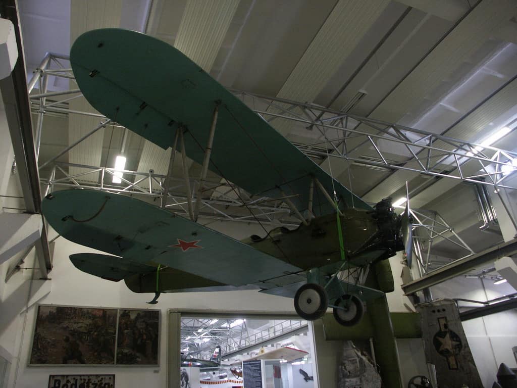 Bundeswehrmuseum Dresden mit Teilen von der NVA Remark: Polikarpov Po-2