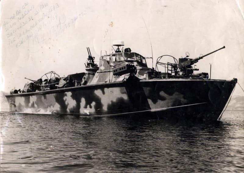 ARA Alakush (P-82) Entregada a la PNA en 1962 como patrullera.