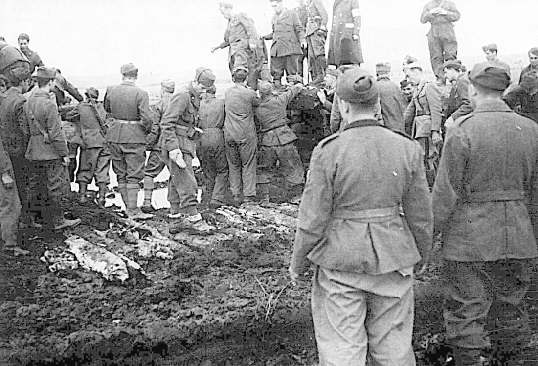 Italians repairing a road during the Second Battle of Kharkov after Soviet bombing