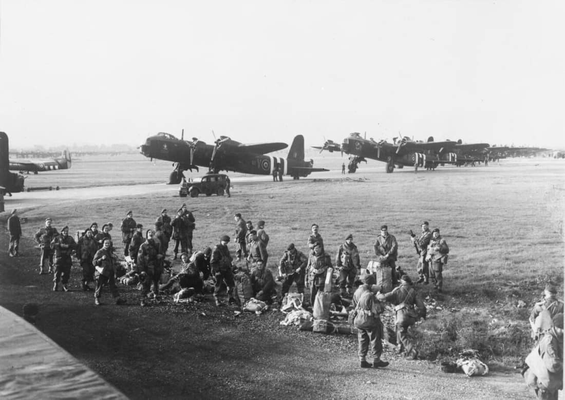 Operation MARKET I : the airborne operation to seize bridges between Arnhem and Eindhoven, Holland, (part of Operation MARKET GARDEN). Paratroops of 3rd Platoon, 21st Independent Parachute Company, assemble at RAF Fairfo