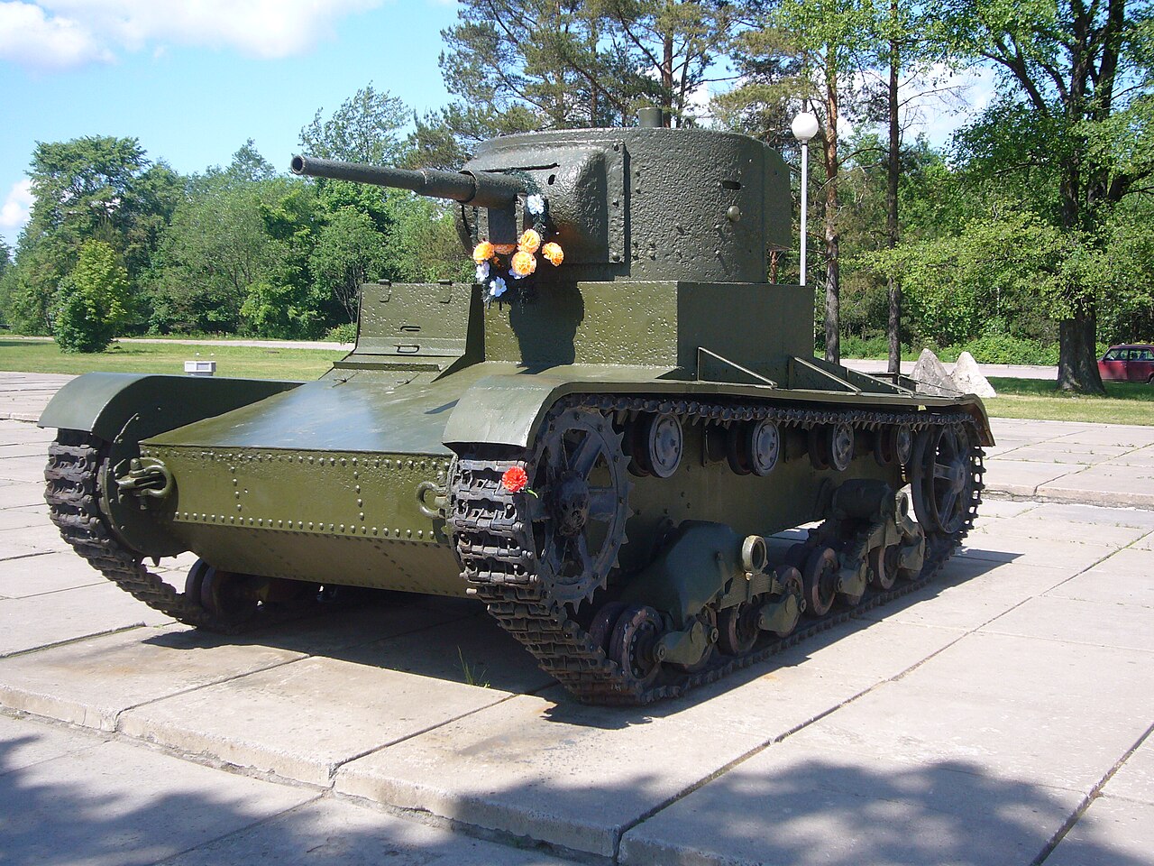 en:T-26 T-26 mod. 1933 at the museum "Breaching of the Leningrad Blockade" near Kirovsk, Leningrad Oblast. This tank was raised from a river bottom at Nevsky Pyatachok in May 2003.