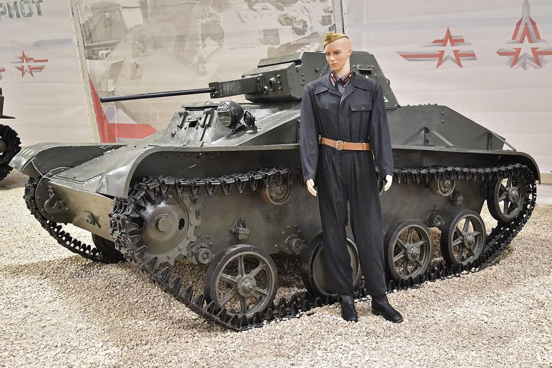 Soviet WW2 era Light Tank Designer:- Nicholas Astrov Manufacturer:- Various Built:- 1941 to 1942 Total Production:- 6,292 Main Armament:- 20mm TNSh cannon Designed to replace the amphibious T-38 scout tank. The following