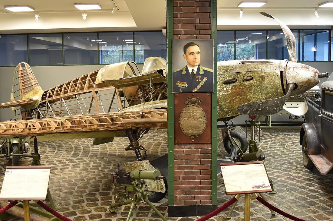 c/n 12222. Believed to have originally been coded '22 white'. On 28th August 1943, this Yak-1 forced landing on a frozen lake in the Murmansk area. It later sank and remained underwater until recovered in June 2012. New 